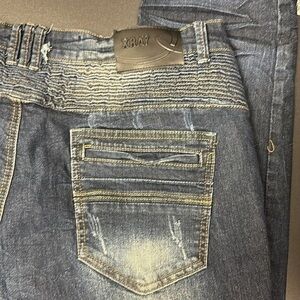 X-ray men’s distressed straight leg jeans size 36/32